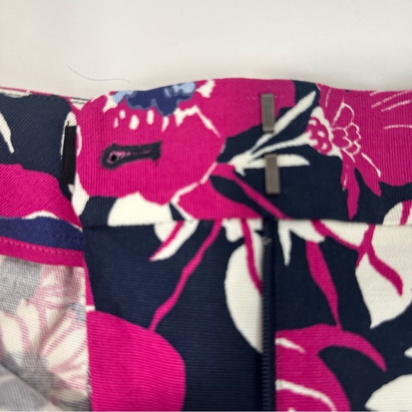 TALBOTS Women's Stretch 5" Short Size 4 NWT Pink Blue White Floral - Picture 8 of 12